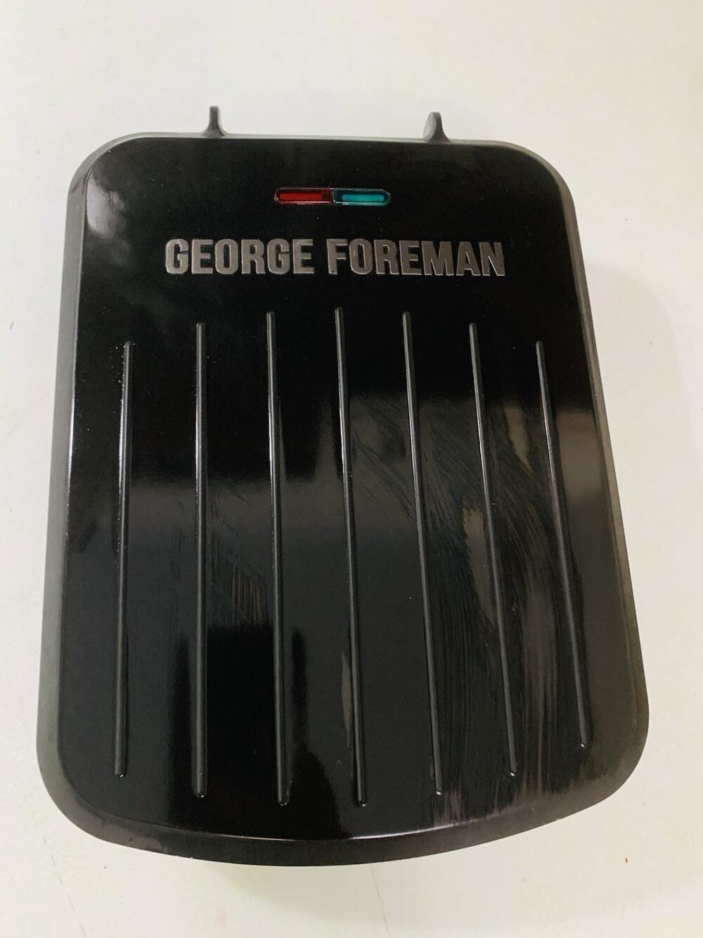 George Foreman 2-Serving Electric Indoor Grill & Panini Press – GRS040B – Black